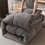Luxurious Velvet Plush Comforter